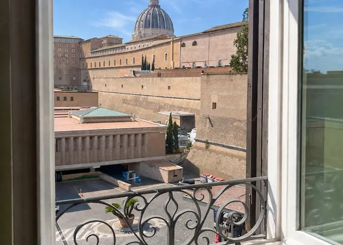 Domus Risorgimento Vatican View *